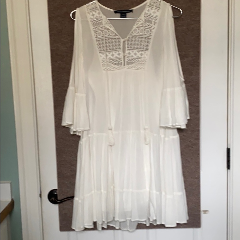 Women’s white dress by French Connection   XS/4